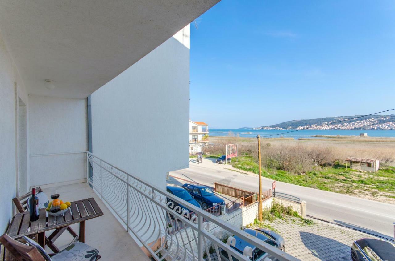 Bridge And Beach Apartments Traù Esterno foto