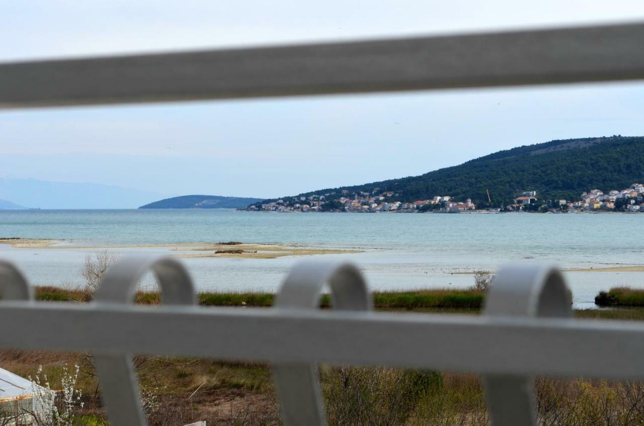Bridge And Beach Apartments Traù Esterno foto